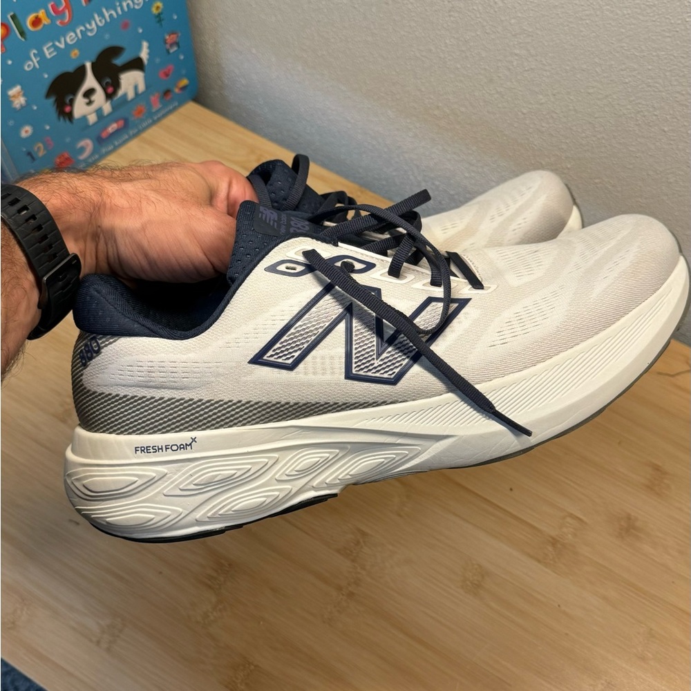 New Balance 880v15 - US 14 D